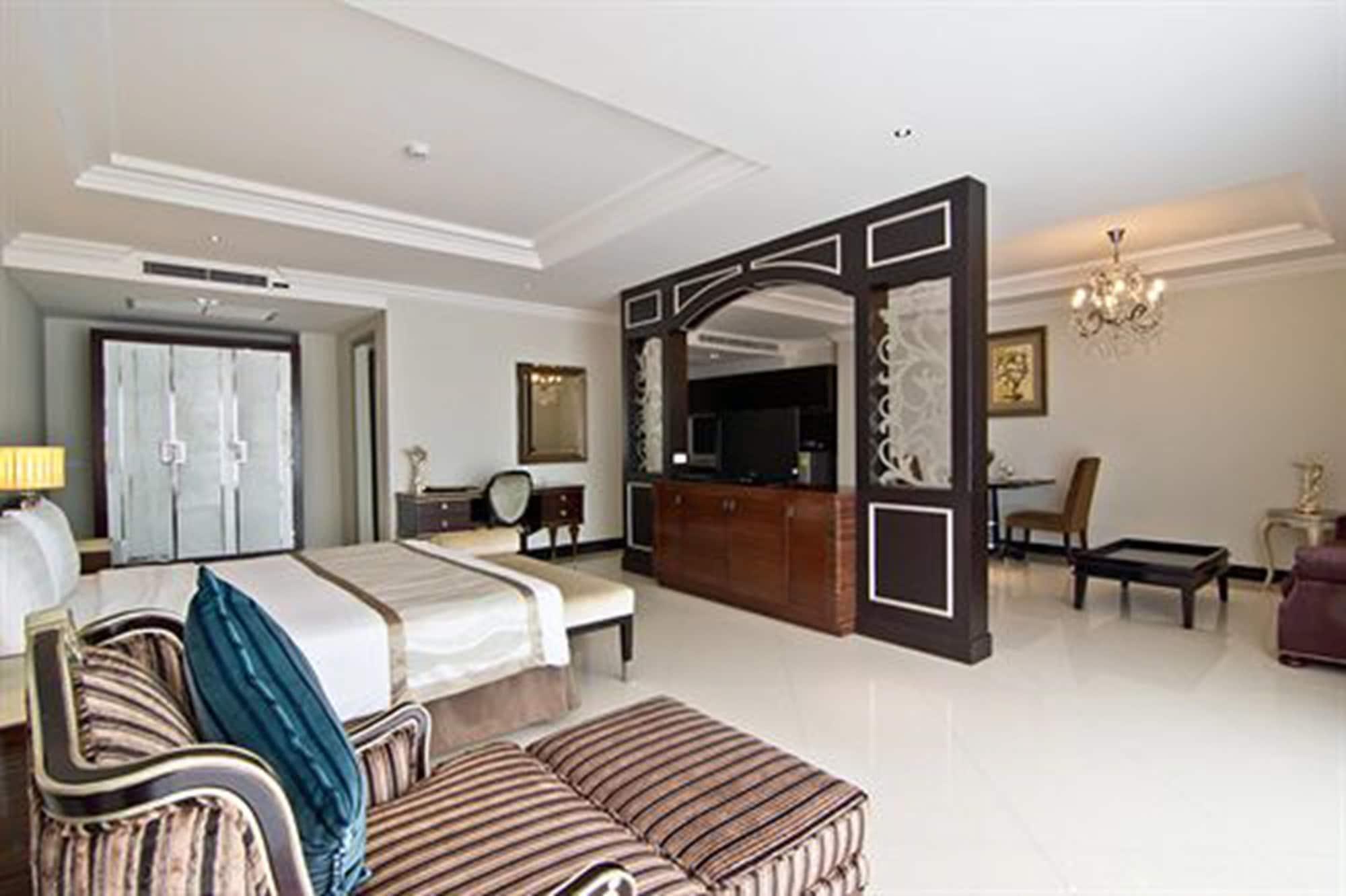 Lk Royal Wing Hotel Pattaya Luaran gambar